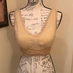 Wrap Bra Beige New With Tags Removable Pads